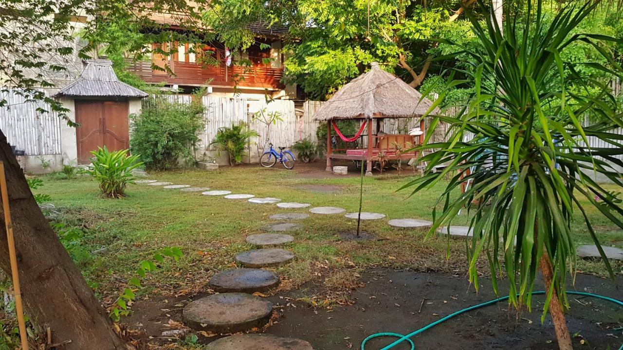 Kayu Cottage Gili Trawangan Dış mekan fotoğraf
