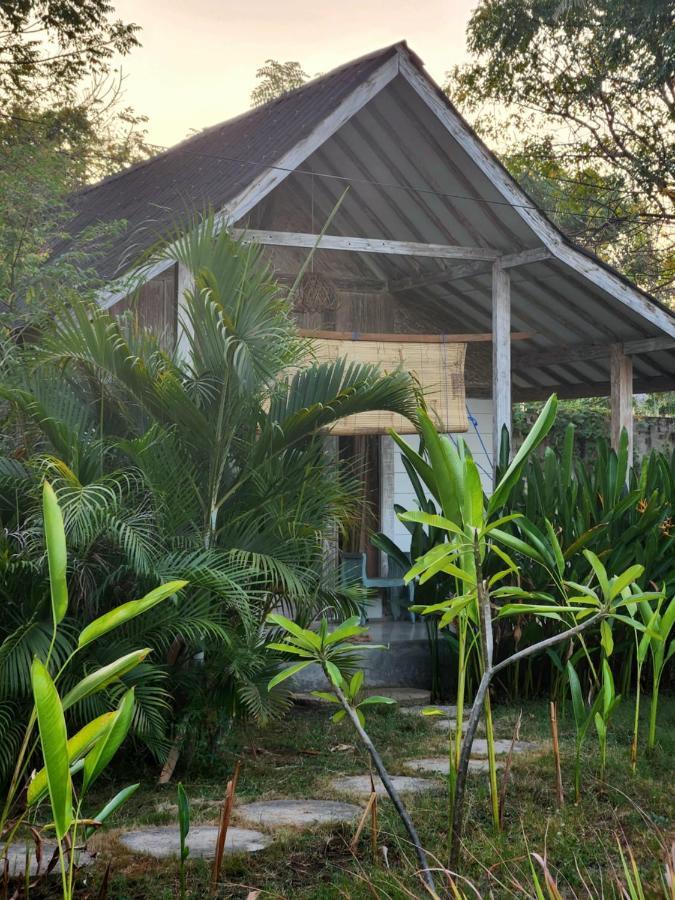 Kayu Cottage Gili Trawangan Dış mekan fotoğraf